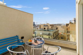Sunny Penthouse Modern 2 bdr - Sliema - Happy Rentals